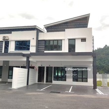 Sungai Long Ground Floor Townhouse for Rent (Rafflesia Residence)