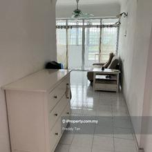 U garden Un-furnished 1-car park 800 sqft 