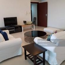 Unit for sell at The Peak Vista Condominium