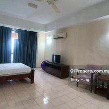 Walking distance to lrt station