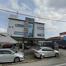 Limited semi detached factory at Petaling Jaya for rent