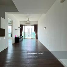 PJ Kelana Jaya The Grand Sofo 1100sf 3r 2b 2 C/parks Opp Paradigm Mall