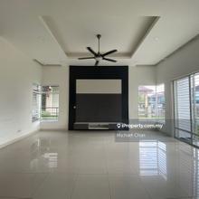 Bandar Puteri 12 Puchong  bungalow For Rent,Hill Top ,9500 sqft