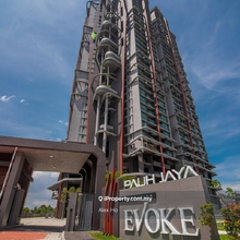 Below Market!! Evoke Condo, 1141sf, 3 Rooms, Near Bm City Mall