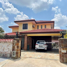 Double Storey Bungalow For Rent