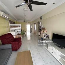 Menara Greenview Condo, Jelutong. 1200sf, Fully Renovated.