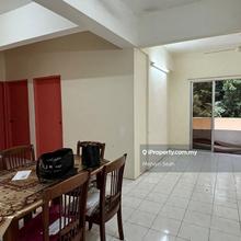 Gambier Height 900 Sqft 1 Car Park Middle Floor Worth Deal 