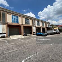 Double Storey Shop Lot @ Mount Austin / 22x90 / Freehold / Sale 