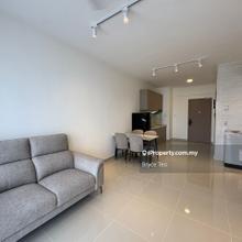 Brand new unit ready to move in now!