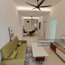 Freehold 1.5 Storey Terrace in Ujong Pasir