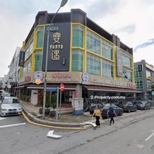 Sri Petaling hottest street 3 storey shoplot for sale