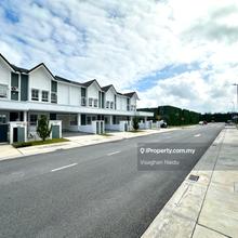 2-Storey partially furnished unit with extra garden space on the rear