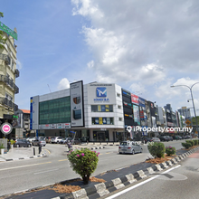 Jalan ipoh main road 4 storey shop office sale freehold lift 