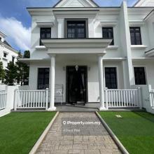 Eco Botanic , 2.5 Storey Terrace House , Renovated , Freehold Non-Bumi