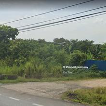 Industry land for sale at Pekan Nanas