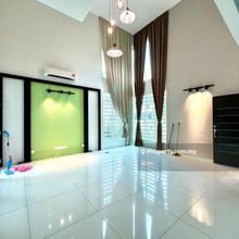 Move in condition 2.5 Storey Semi D