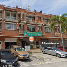 3 Storey Shop Office for Sale