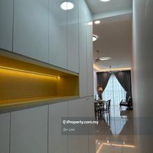 Good deal fully furnished and renovated unit for sale, 2 car parks.