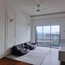 Semi Furnished, perfect to deco and make it your own home ! Near Mahsa