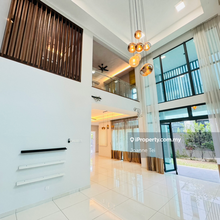 Semi-D house for Sale