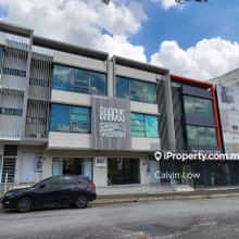 D'Alpinia Buiness Park, 3-sty Shop, Facing LDP, 2-adjoining available
