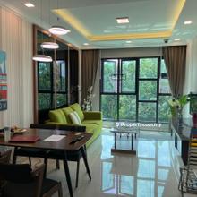 Freehold! Residential Title! Fully Furnish with Good Condition!