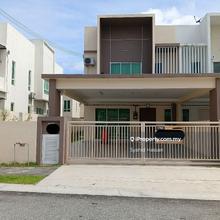 End Lot Unit for rent in Elvina - Hijayu 3B 