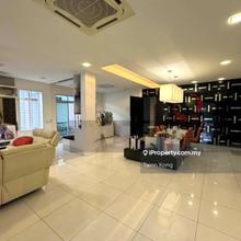 Walking Distance to Famous Commercial Hub ! Near bukit Indah.