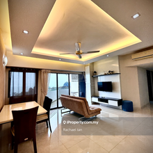 Sri Sayang Condominium in Batu Ferringhi (Mid-High Floor Corner Unit)