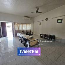Concrete floor, Jelutong area