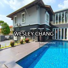 24 hours gated guarded modren 2 storey home with pool and 10 car parks