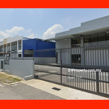 Cheras Mahkota Fully Renovate 1.5 Storey Corner Unit Factory for Sale 