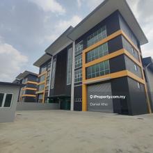 Brand new 3 sty semi d factory near by Wce  Kapar with lift 400 amp 