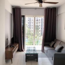 Putra Place 1000sf Poolview Fully Renovated