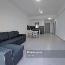 Full room aircond, super nice unit condition and furniture!!