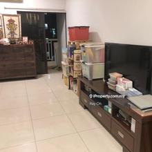 Walking dist. to Bandar Utama MRT station / One Utama /One World Hotel