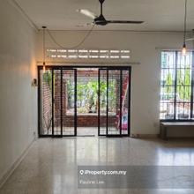 A ground floor unit of a 2 storey link house.
