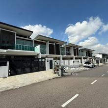 Double Storey Superlink House 4bed Fully Renovated Johor Bahru