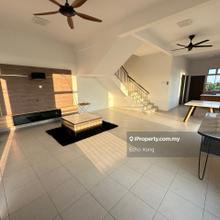 Good Condition &  Partly Furnish Corner Unit Call Echo For Viewing