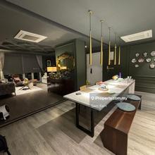 High-Floor premium unit with extensive renovation