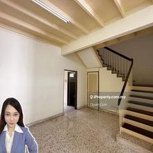Not split level-2 Sty Terrace Delima Island Glades Park Greenlane