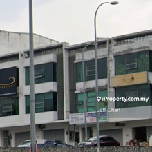 Corner 4 Storey Shop @ D'Alpinia Business Park