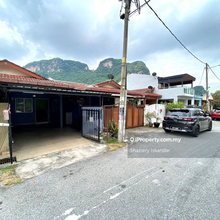 Below Market value, Extended kitchen, Two Parking space