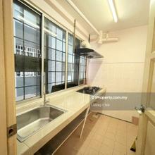 24 hours security gated and guarded community KLCC view