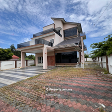 Nuri Indah 3 Storey Bungalow Fully Renovate For Sale