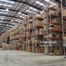 Huge Warehouse and Near to Port 