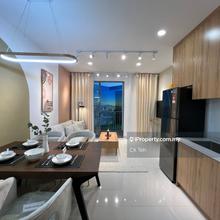 150m Covered Bridge to LRT Ss7! Cheapest New Condo in Petaling Jaya!