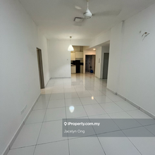 Good conditions/The Twin Residences/Tampoi/3 bedroom/Rm2200