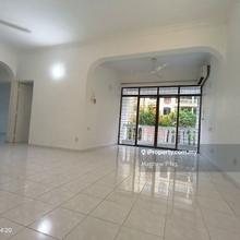Taman Harmoni - Fully Renovated - 1100' - 1 Car Park - Georgetown
