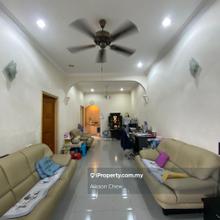 Single terrace , jelutong, 1600sf